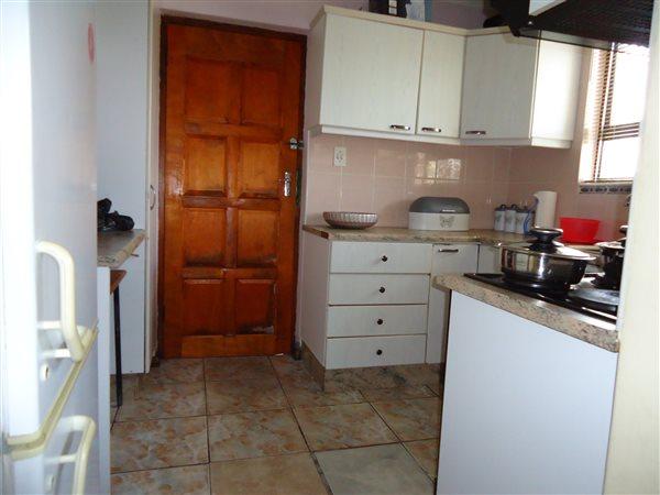3 Bedroom Property for Sale in Ilitha Park Western Cape